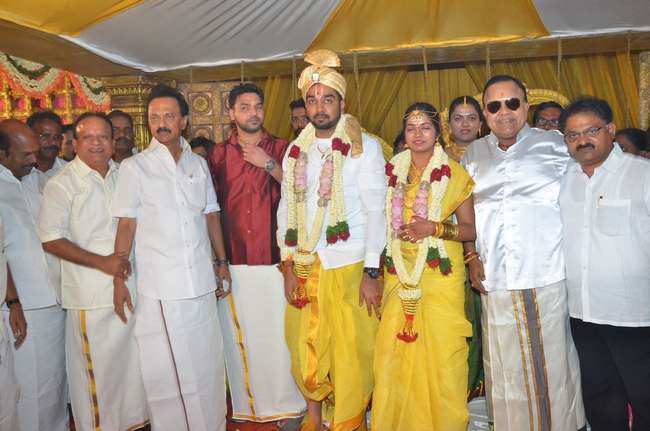 Actor Vasu Vikram Daughter Wedding Stills
